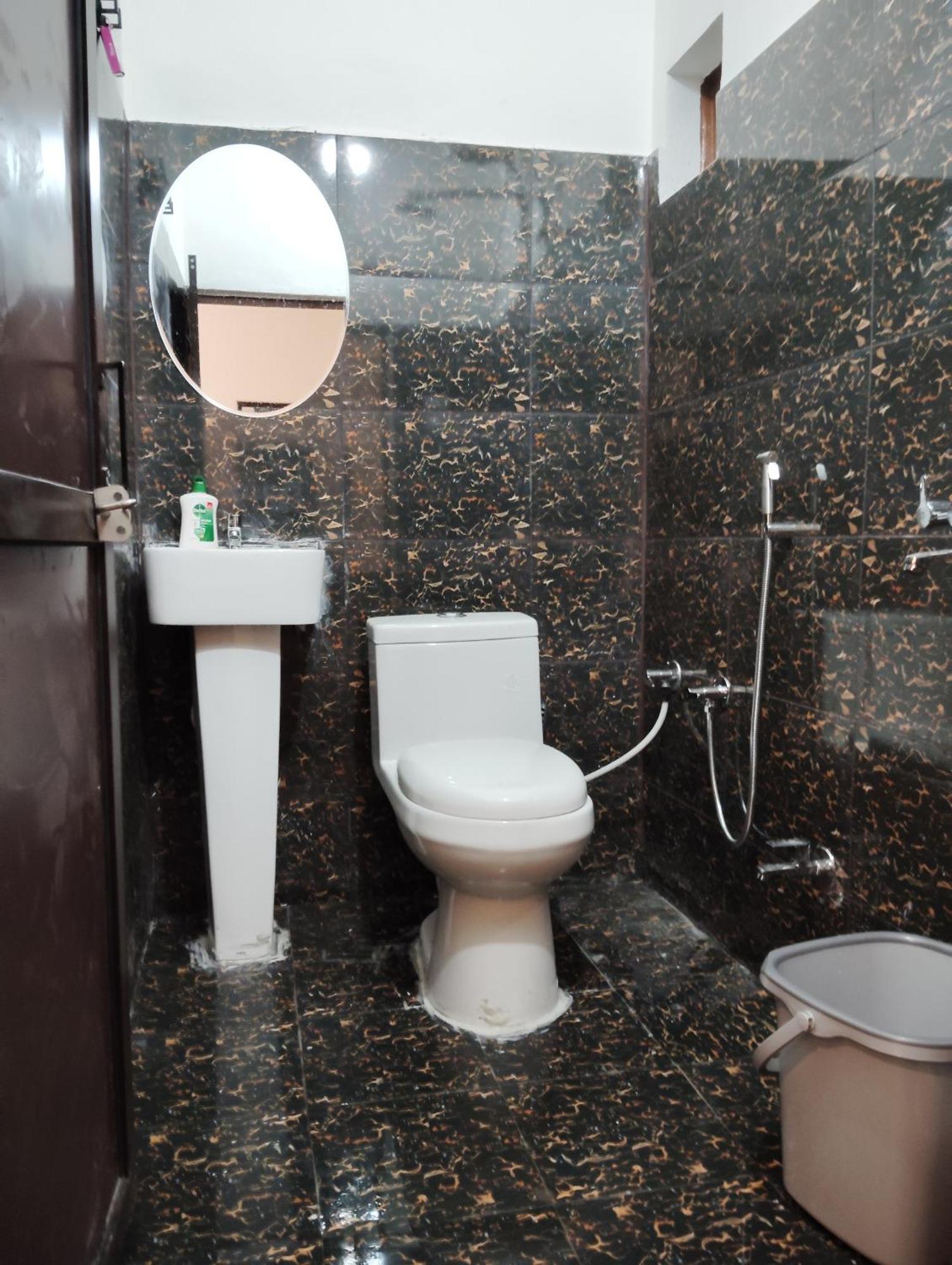 Alaknanda Homestay Karnaprayag Luaran gambar