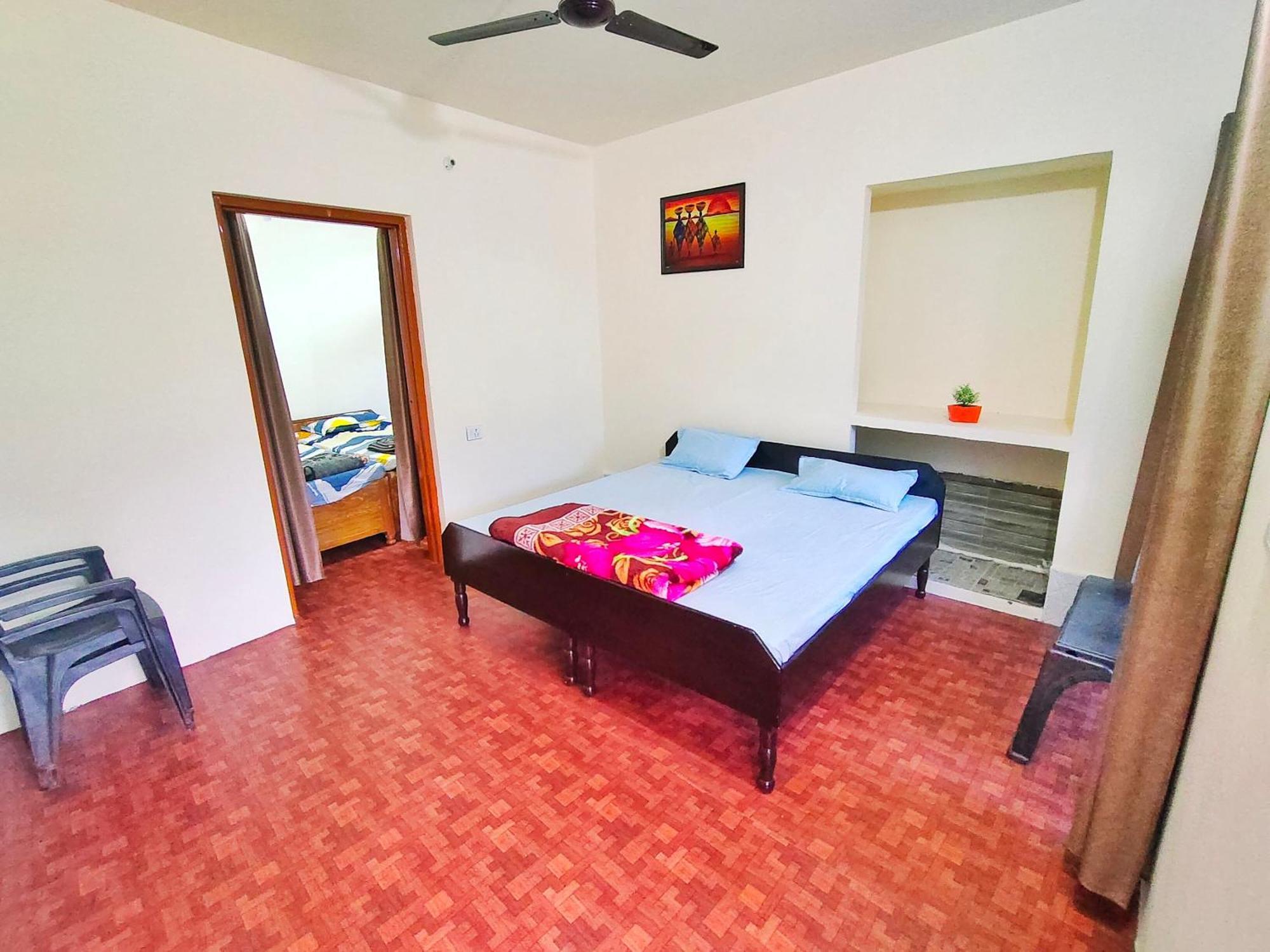Alaknanda Homestay Karnaprayag Bilik gambar